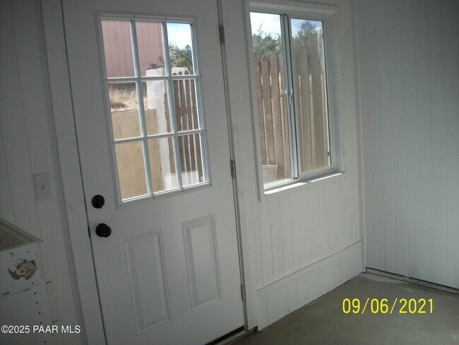 Building Photo - 5270 Diamond Dr
