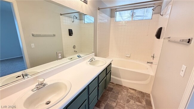 Building Photo - 7220 Paradise Bay Dr