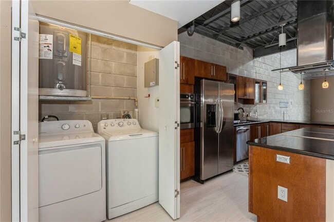 Building Photo - 217 N 12th St
