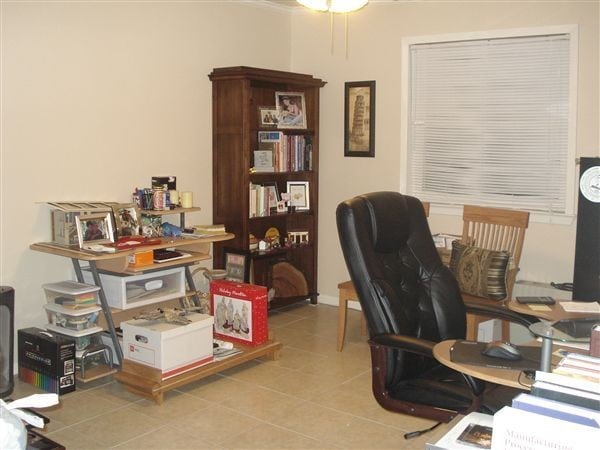 Building Photo - 3 br, 2 bath Duplex - A&R Duplexes - Sprin...