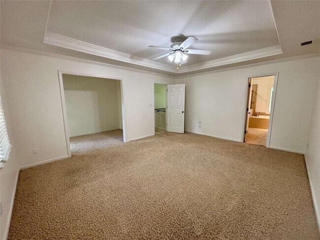 Building Photo - 4160 Creekwood Dr
