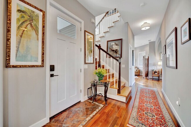 Building Photo - 28 Michiana Dr