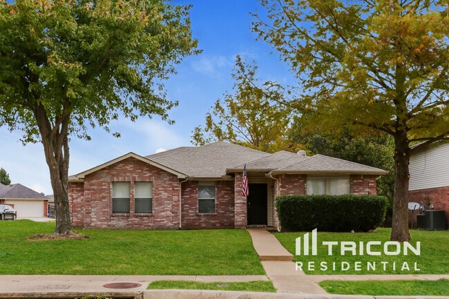 Building Photo - 647 Blue Chalk Dr