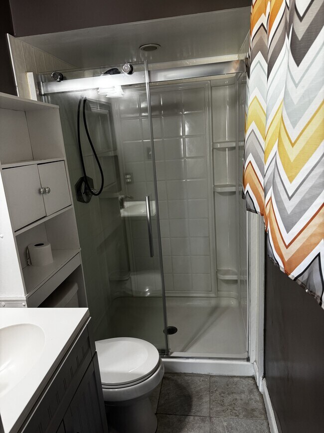 Building Photo - 5815 Permastone Lake Rd