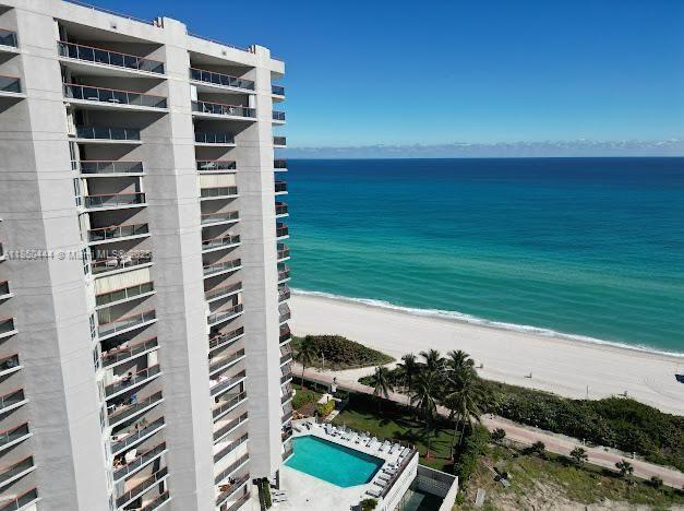 Building Photo - 6767 Collins Ave