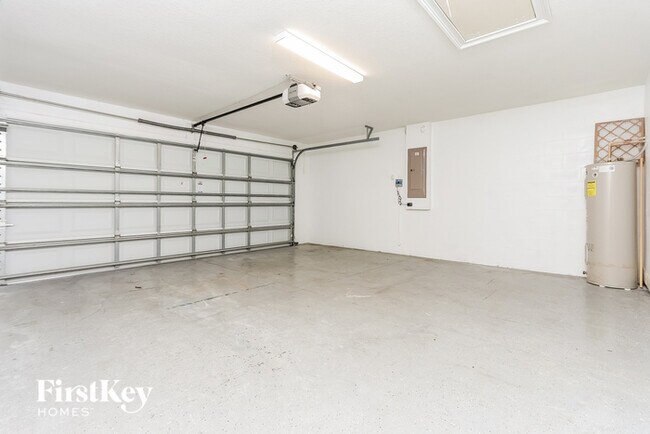 Building Photo - 663 Breezeway Ct