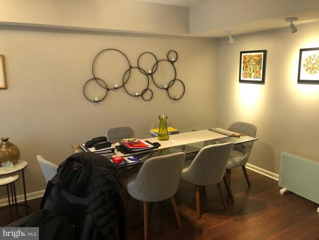 Building Photo - 2405 I St NW