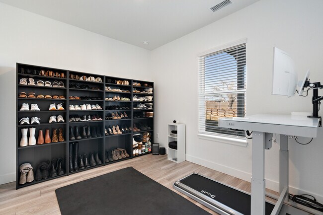 Building Photo - 2849 W 69th Ave