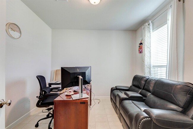 Building Photo - 27985 Seger Bnd Trl