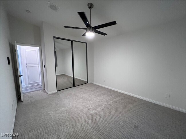 Building Photo - 1740 Camara Dr