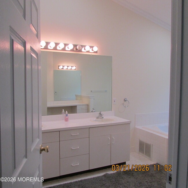 Building Photo - 29 Tall Oaks Ct