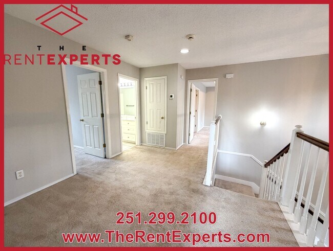 Building Photo - 7210 Ashmoor Dr N