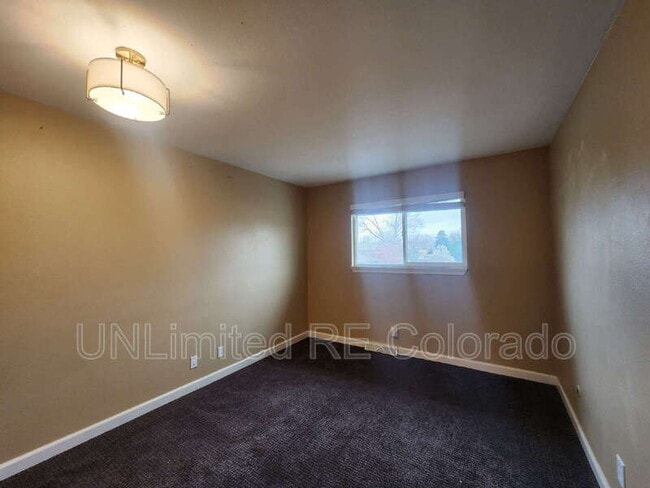 Building Photo - 6650 E Arizona Ave