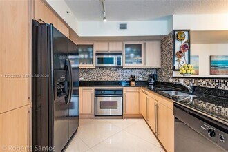 Building Photo - 2080 S Ocean Dr