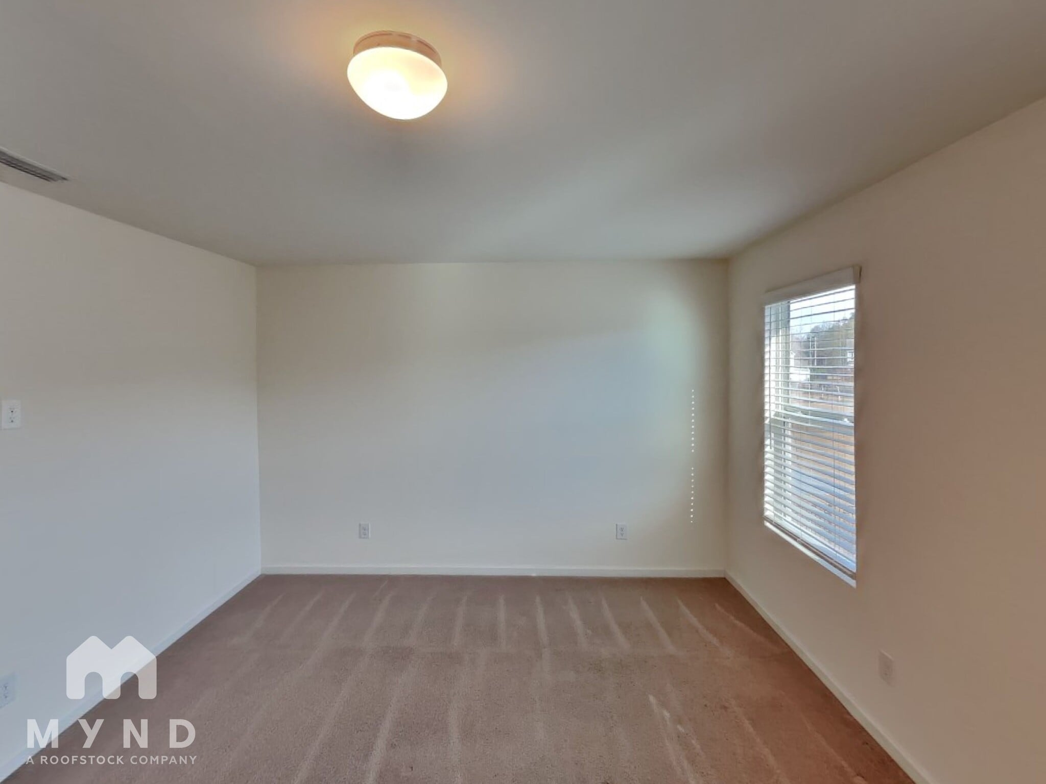 Building Photo - 2015 Creeks Landing Dr