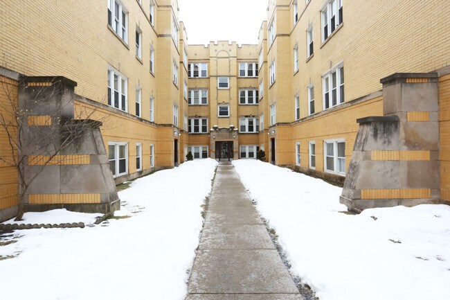 Building Photo - 4412-4426 N Saint Louis Ave