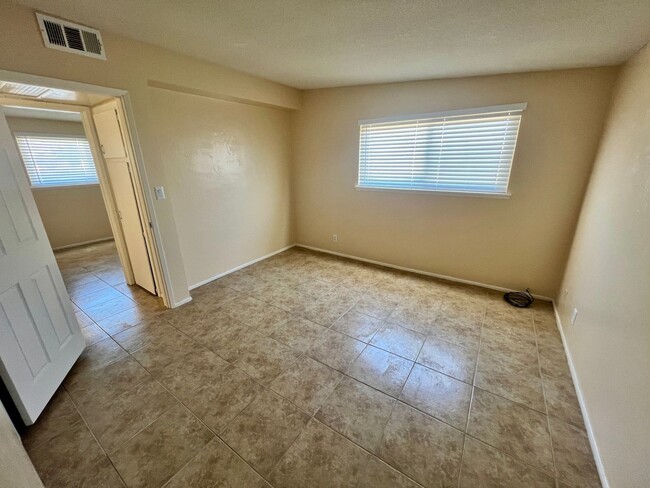 Building Photo - Remodeled 3-Bedroom Home with Modern Upgra...