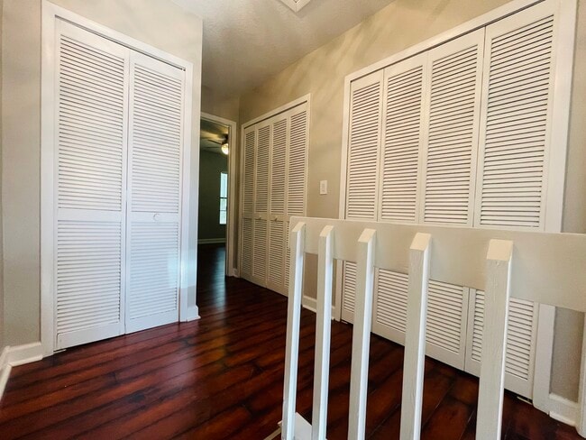 Building Photo - 606 Casa Park L Ct