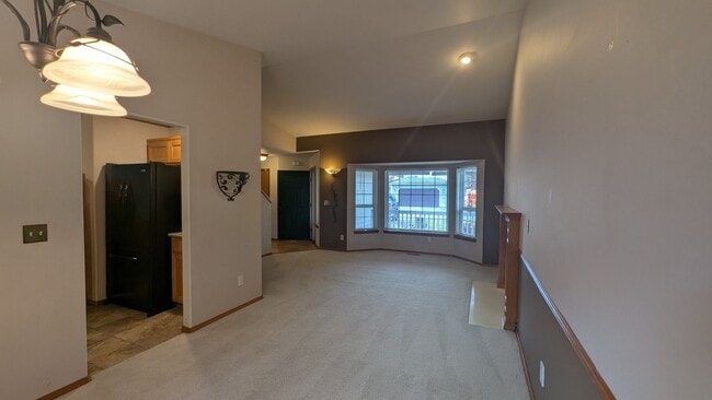 Building Photo - 17180 Sawyer St SE