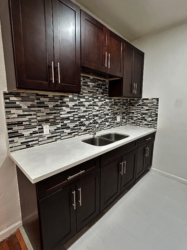 Building Photo - 1523 N McCadden Pl