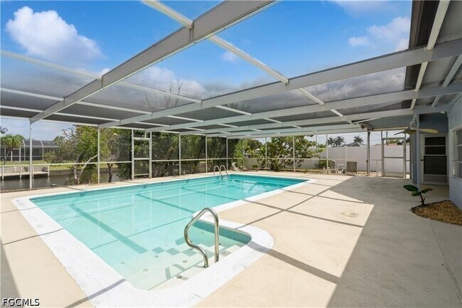 Building Photo - 1453 Venetian Ct