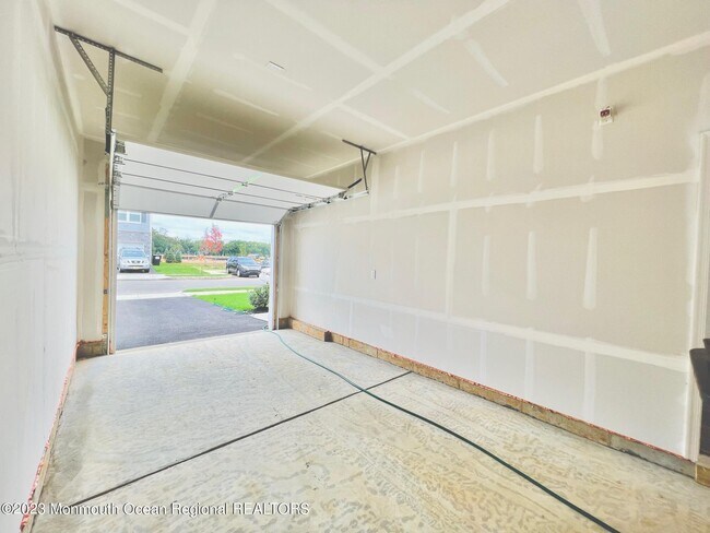 Building Photo - 38 Nelsons Way