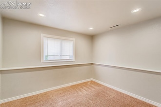 Building Photo - 3108 Moonbeam Cir S