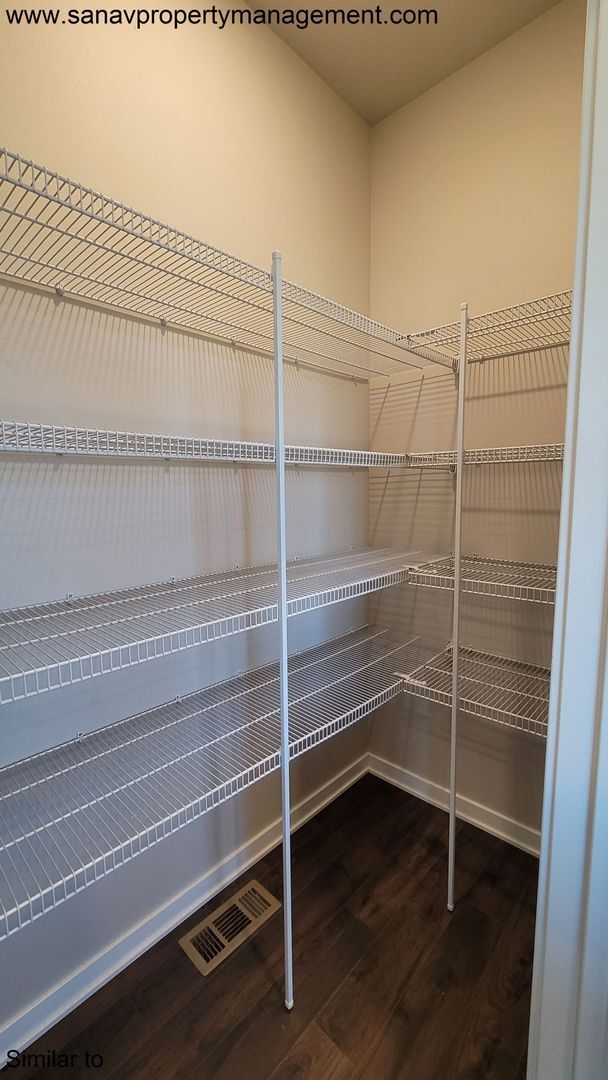 Building Photo - Fantastic Single-Family Home w/ 3 Car Garage - Ankeny