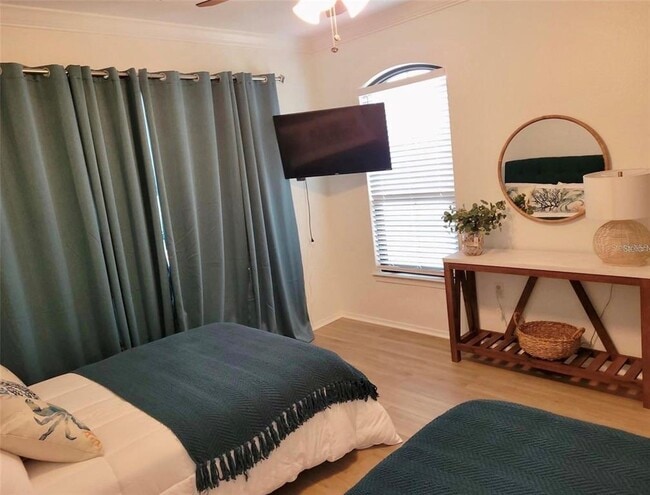 Building Photo - 2709 Via Cipriani