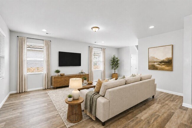 Building Photo - 453 Gaida Loop