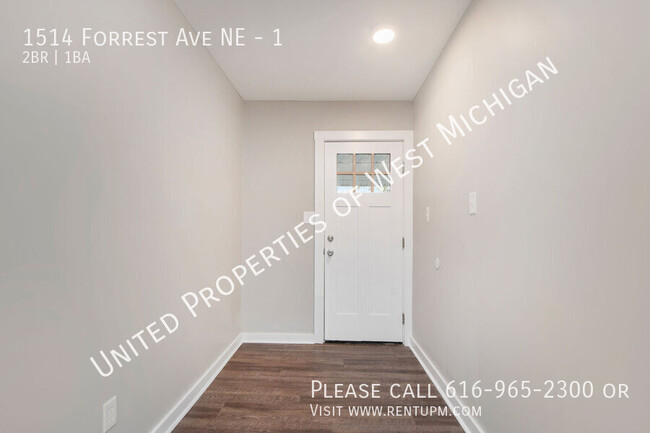 Building Photo - Available Now | 2 Bed 1 Bath Apartment in ...