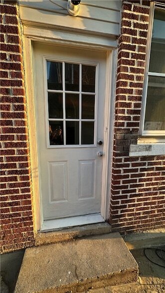 Building Photo - 433 Justus Ave