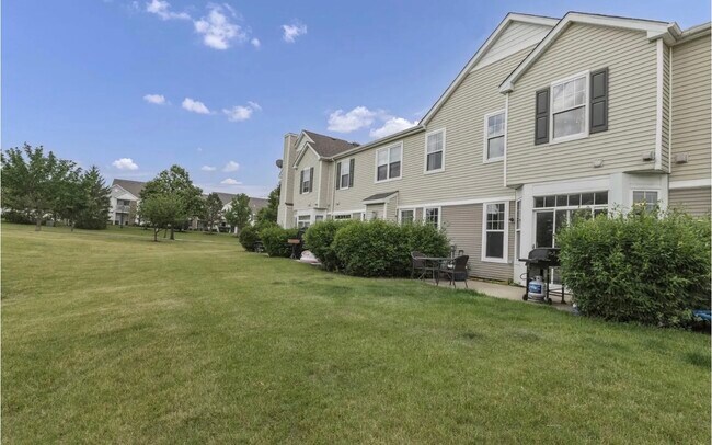 Building Photo - 1904 Cobblestone Dr
