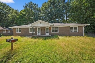 Building Photo - 190 Opal Dr