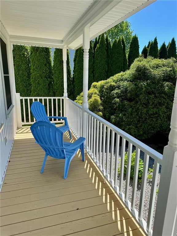 Building Photo - 25 Sycamore Dr