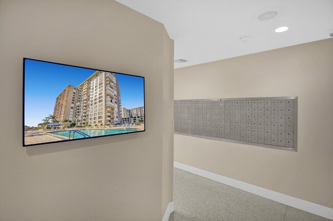 Building Photo - 2000 S Ocean Blvd