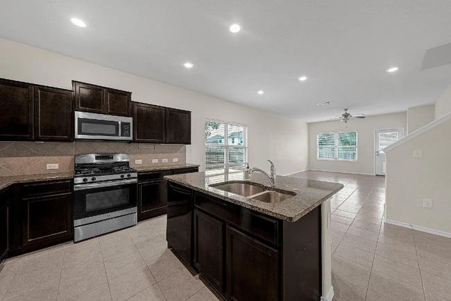 Building Photo - 3801 Black Granite Dr