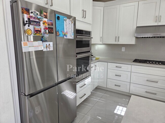 Building Photo - Modern Detached Home in Suburban Dublin Co...