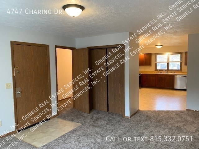 Building Photo - 4747 Charing Dr