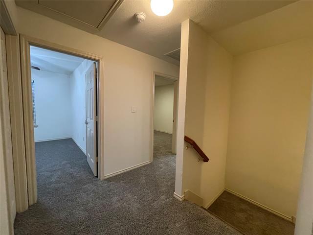 Building Photo - 1111 Parkway Trail