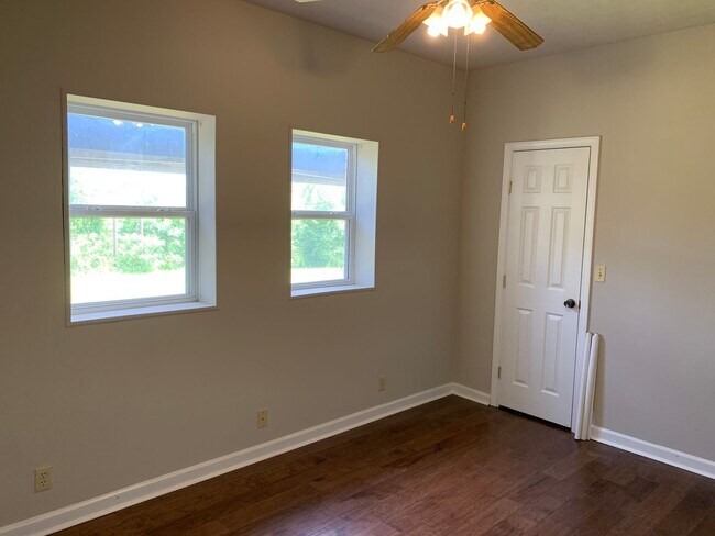 Building Photo - Unique Home and Land in Camp Hill