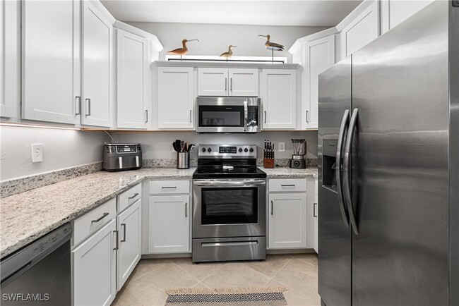 Building Photo - 14028 Hunter Oak Dr