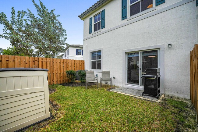 Building Photo - 11881 NW 46th St