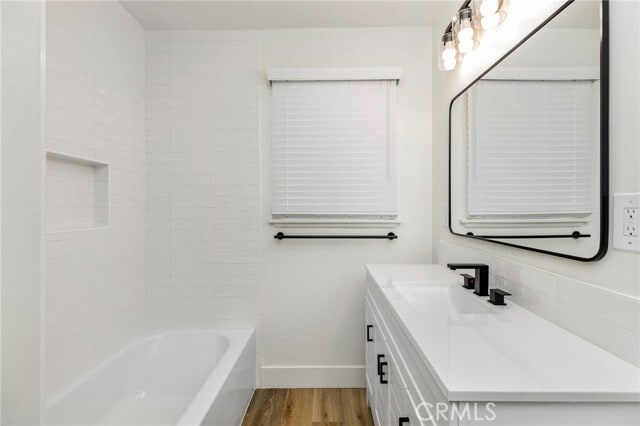 Building Photo - 16642 Los Alimos St