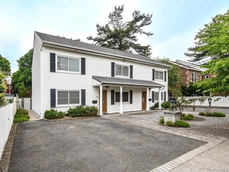 Building Photo - 39 Graywood Rd