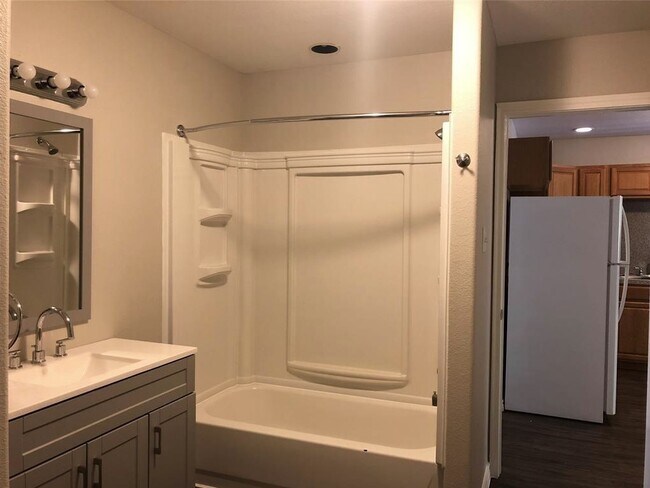 Building Photo - 212 Gulf Pump Rd