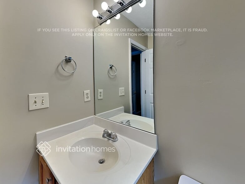 Building Photo - 1369 Field Creek Terrace