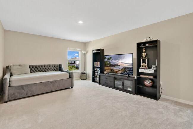 Building Photo - 4894 Knoll Ln