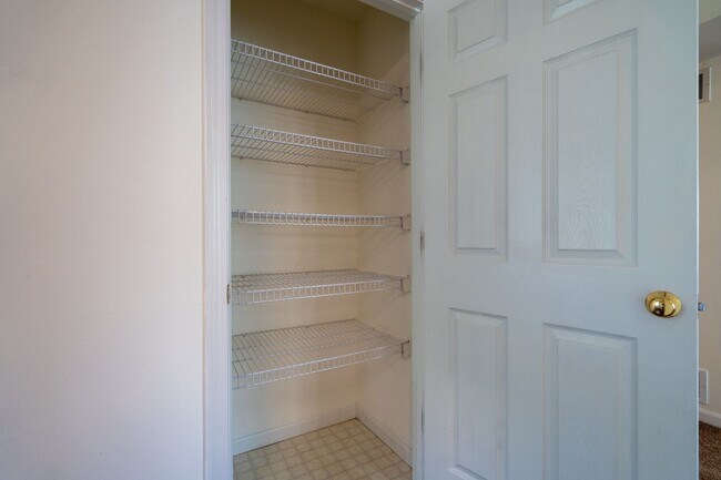 Building Photo - 3523-3525 Prescott Dr.