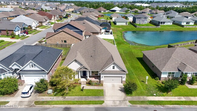 Building Photo - 221 S Shoreview Dr